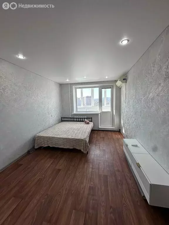 1-комнатная квартира: Октябрьский, 34-й микрорайон, 22 (34.1 м) - Фото 1