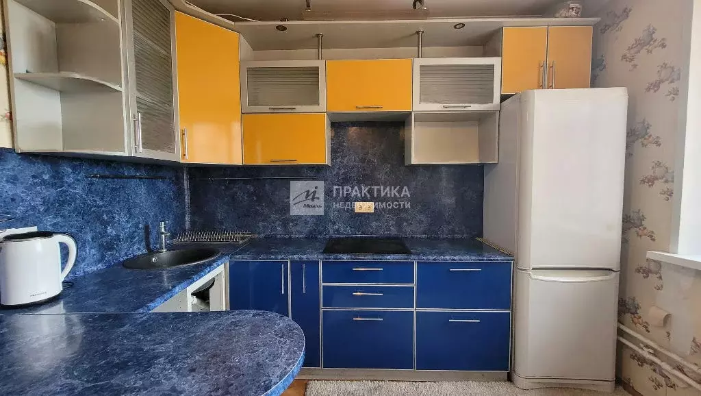 Продается 3-комнатная квартира - Фото 2