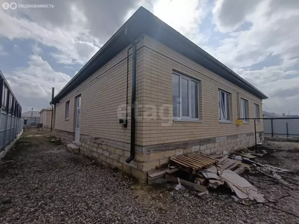 Дом в Михайловск, улица Бориса Стругацкого (118 м) - Фото 2