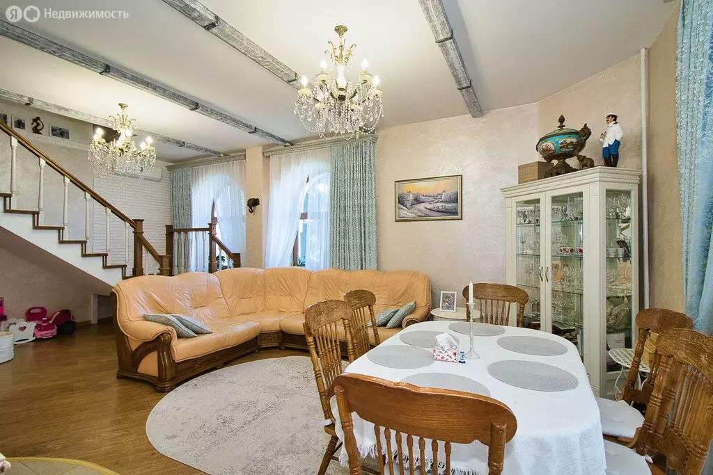 4-комнатная квартира: Владимир, улица Чайковского, 25А (160 м) - Фото 1