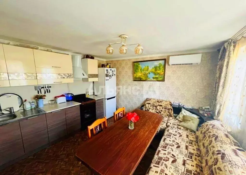 Дом в Краснодарский край, Усть-Лабинский район, Ладожское с/пос, ... - Фото 2