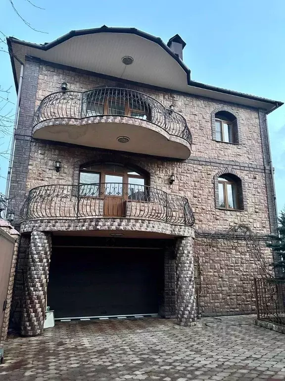 Дом в Московская область, Красногорск городской округ, д. Захарково ... - Фото 0