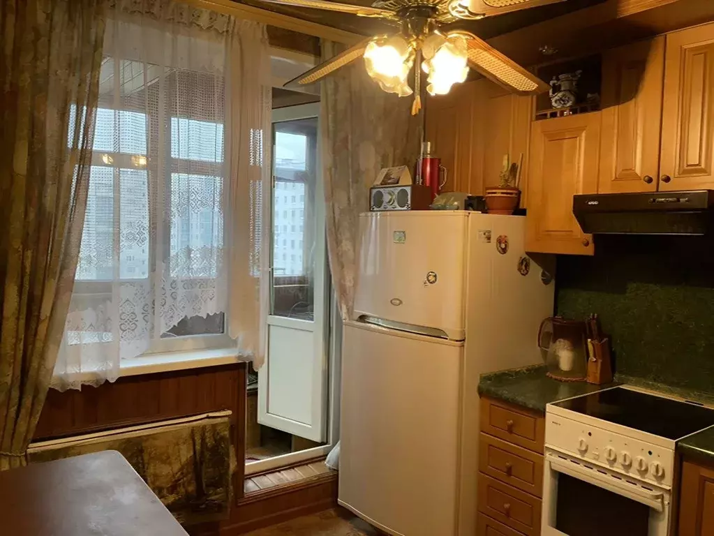 2-к кв. Московская область, Лобня ул. Некрасова, 11 (53.0 м) - Фото 1