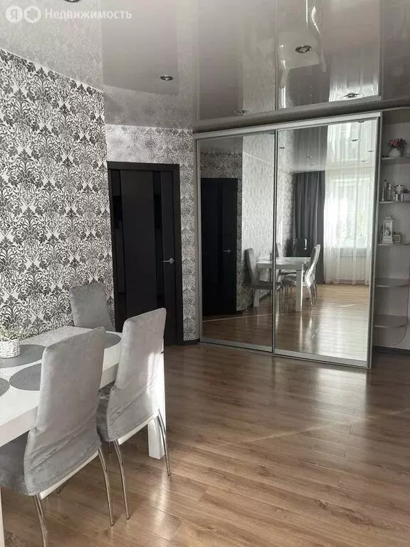 2-комнатная квартира: Республика Саха (Якутия), городской округ Жатай, ... - Фото 1