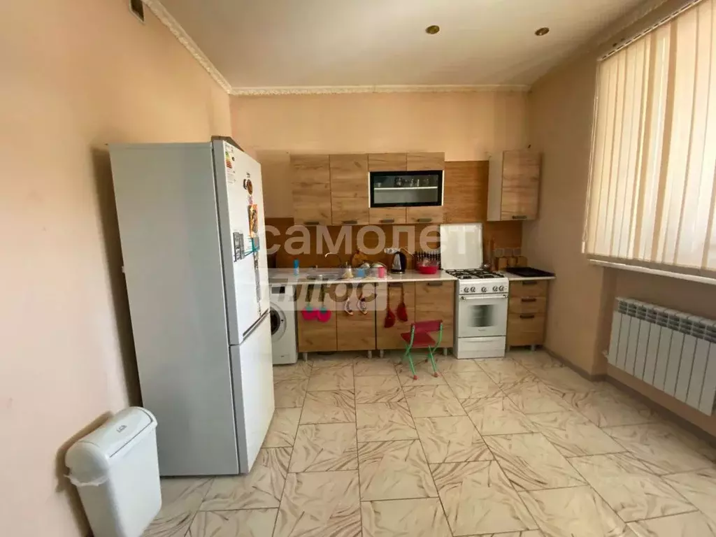 Дом в Краснодарский край, Крымск Керченская ул. (100 м) - Фото 1