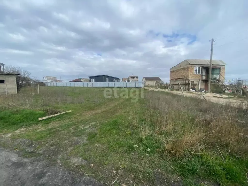 Участок в Крым, Феодосия городской округ, с. Береговое ул. Садовая, 1 ... - Фото 0