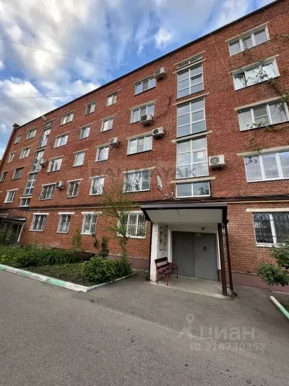 1-к кв. Адыгея, Майкоп ул. 8 Марта, 1 (33.7 м) - Фото 0