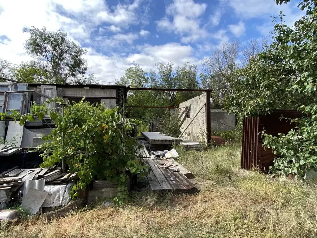 Дом в Волгоградская область, Светлоярский район, Кировское с/пос, ... - Фото 1