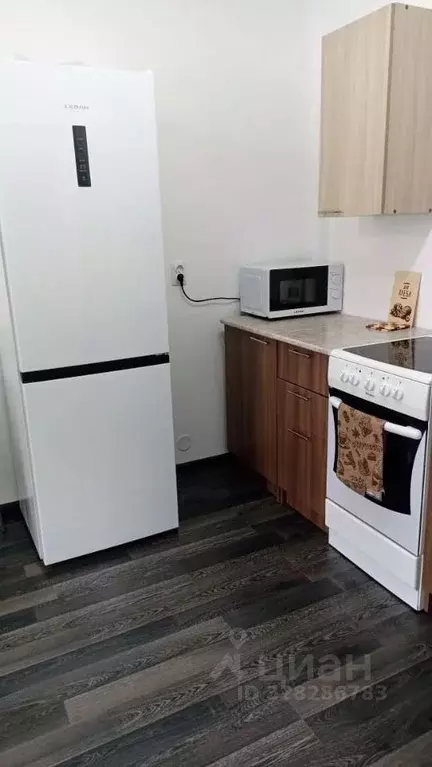 2-к кв. Свердловская область, Екатеринбург ул. Академика Ландау, 38 ... - Фото 2