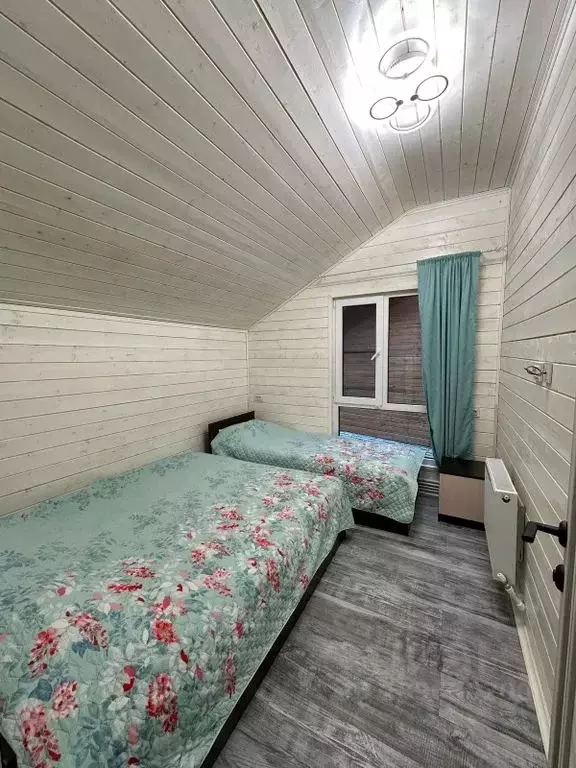 Дом в Карачаево-Черкесия, Зеленчукский район, с. Архыз  (90 м) - Фото 1