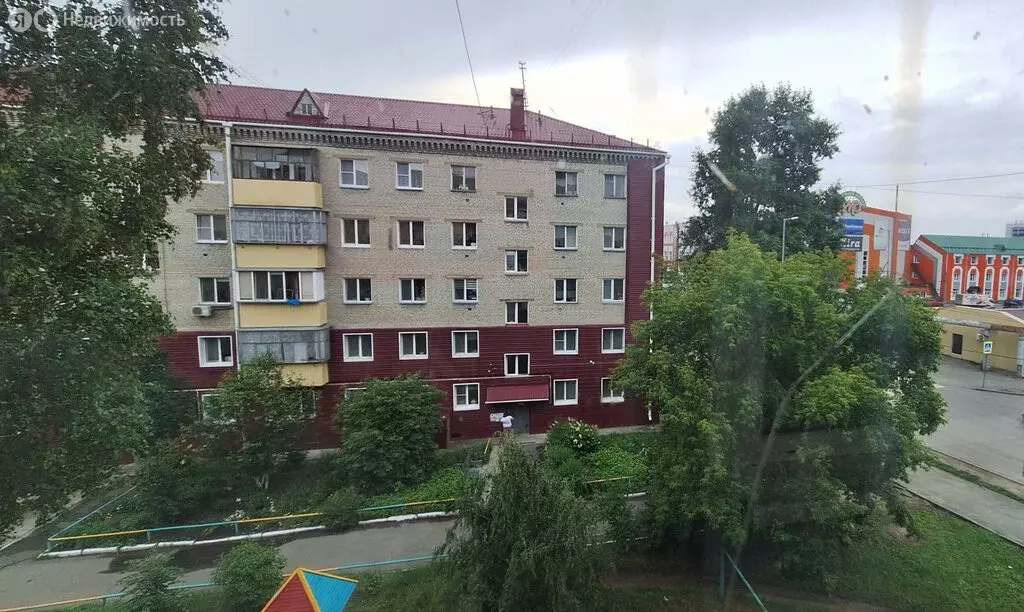 3-комнатная квартира: Курган, улица Свердлова, 8 (58.4 м) - Фото 0