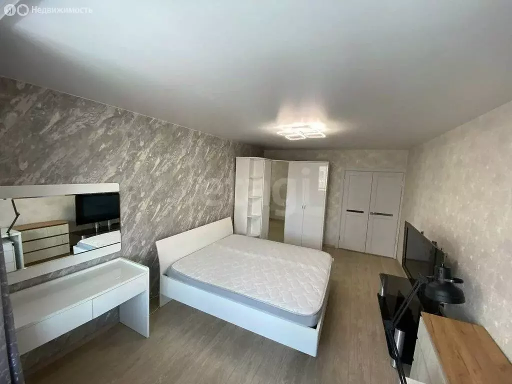 3-комнатная квартира: Томск, улица Сергея Лазо, 27/1 (88.5 м) - Фото 1