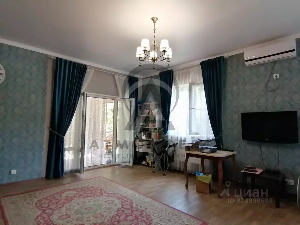 Дом в Краснодарский край, Хадыженск Апшеронский район, Первомайская ... - Фото 1