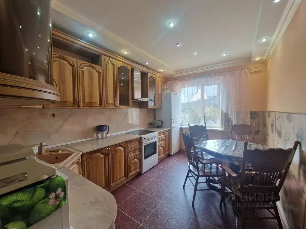 3-к кв. Магаданская область, Магадан ул. Зайцева, 25 (69.3 м) - Фото 1