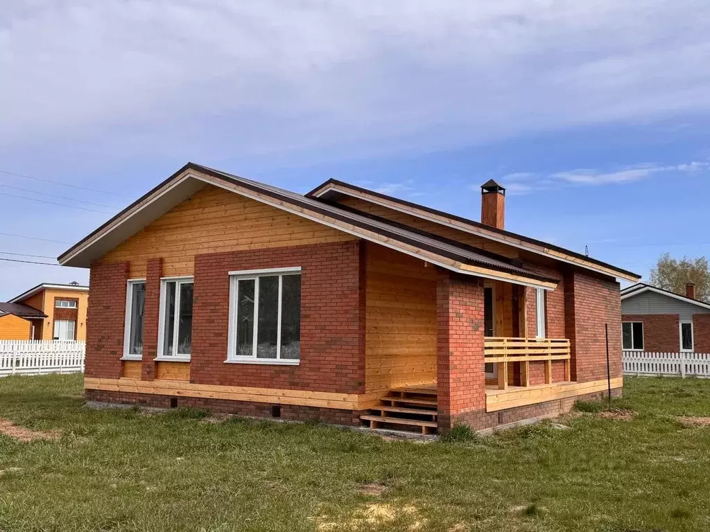 Дом в Омская область, Омский район, с. Красноярка  (96 м) - Фото 0