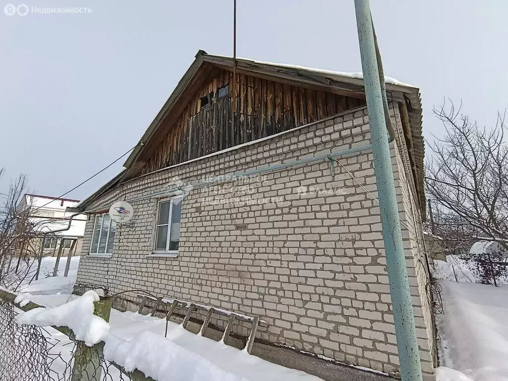 Дом в Рязанская область, рабочий посёлок Шилово, улица Посёлок ... - Фото 2