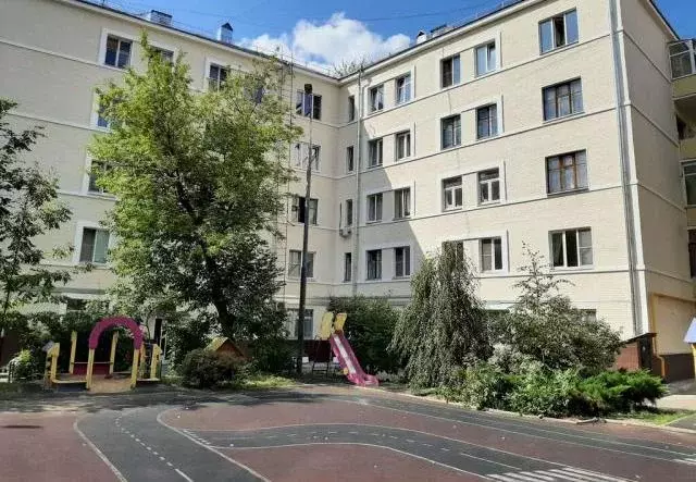 Продается 4-комнатная квартира - Фото 1