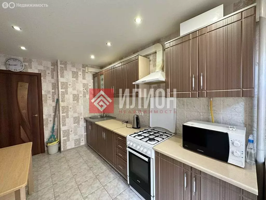3-комнатная квартира: Севастополь, улица Колобова, 18/11 (75.5 м) - Фото 2