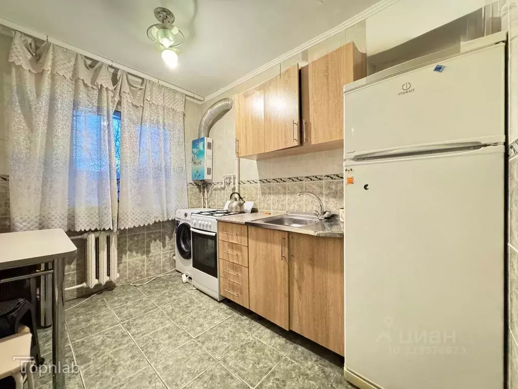 2-к кв. Кабардино-Балкария, Нальчик Кабардинская ул. (47.6 м) - Фото 2