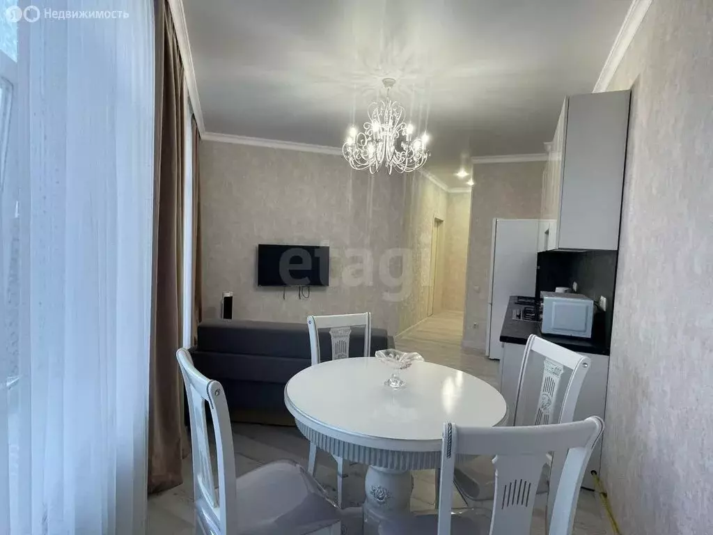 1-комнатная квартира: Владикавказ, улица Генерала Плиева, 8 (45 м) - Фото 1