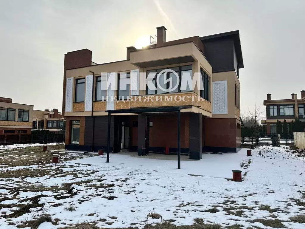 Дом в Москва с. Былово, ул. Клены, 100 (380 м) - Фото 1