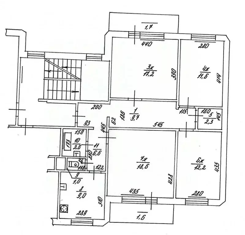 4-к кв. Калининградская область, Калининград Чкаловск мкр, ул. ... - Фото 2