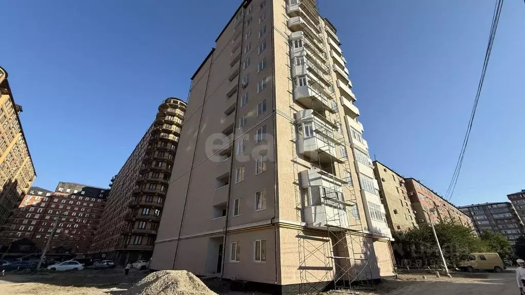 3-к кв. Дагестан, Махачкала ул. Гапцахская, 10 (83.0 м) - Фото 0