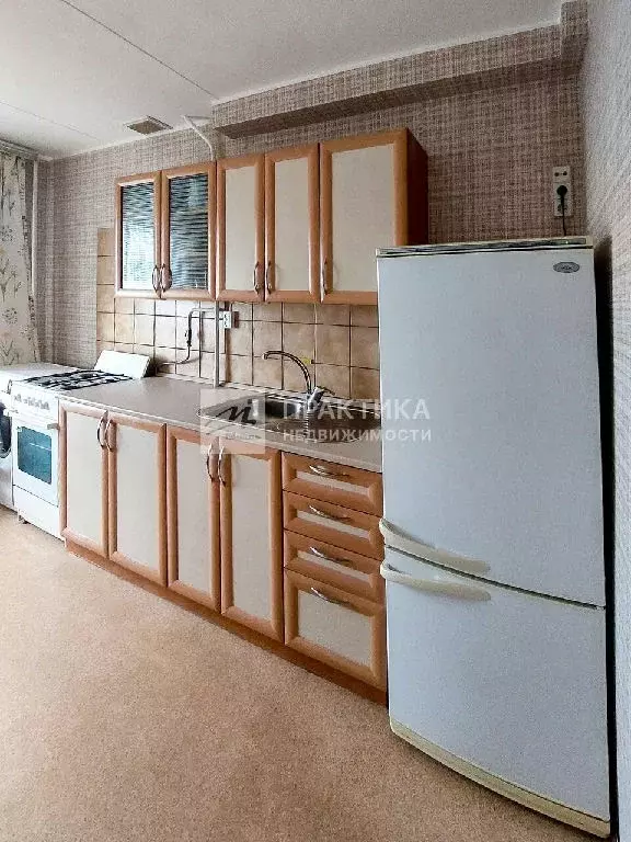 Продается 2-комнатная квартира - Фото 1