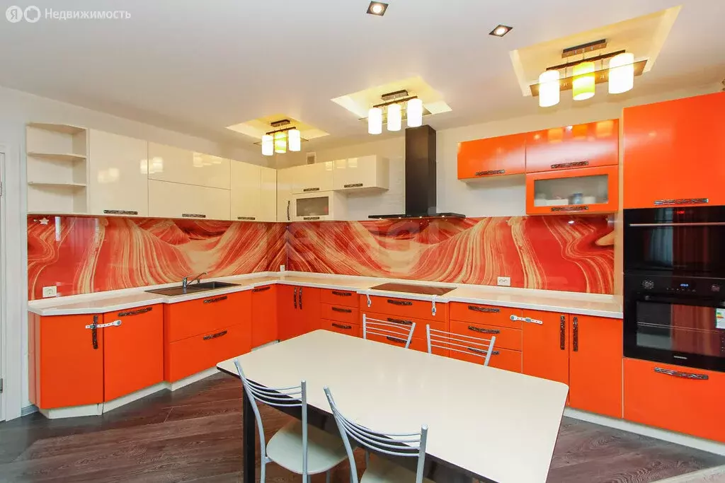 2-комнатная квартира: Тюмень, улица Клары Цеткин, 61к4 (78 м) - Фото 2