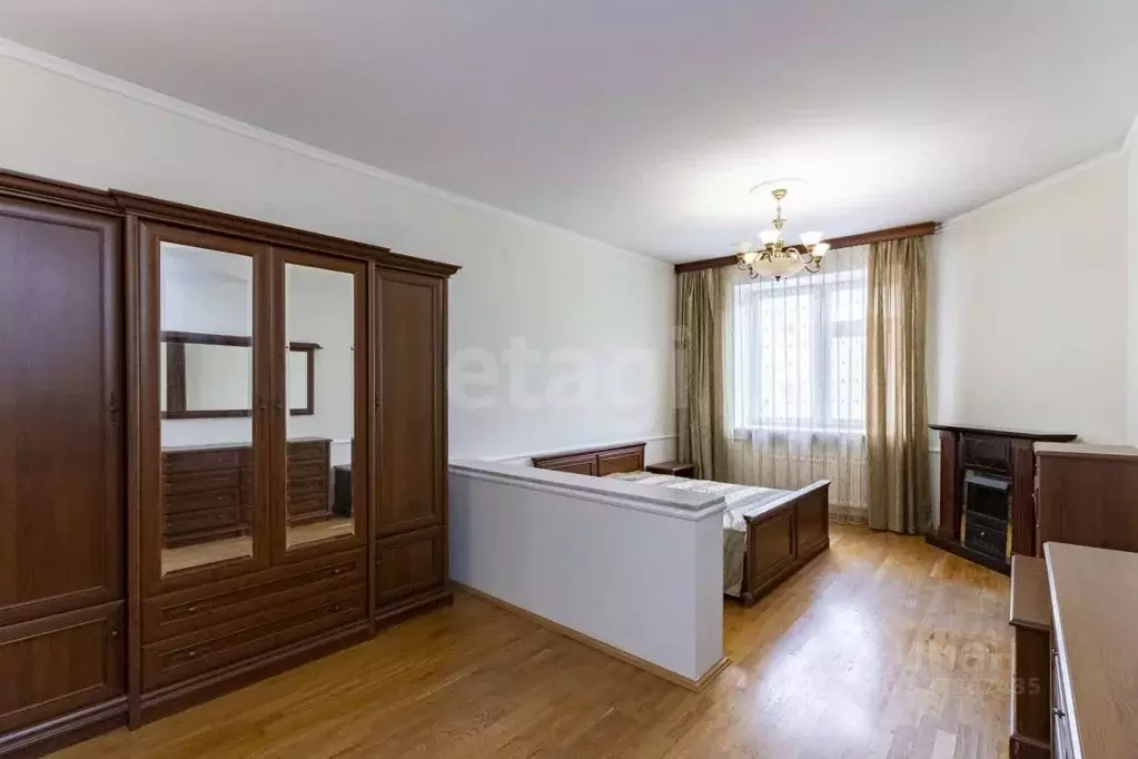 4-к кв. Тюменская область, Тюмень Советская ул., 55 (211.0 м) - Фото 1