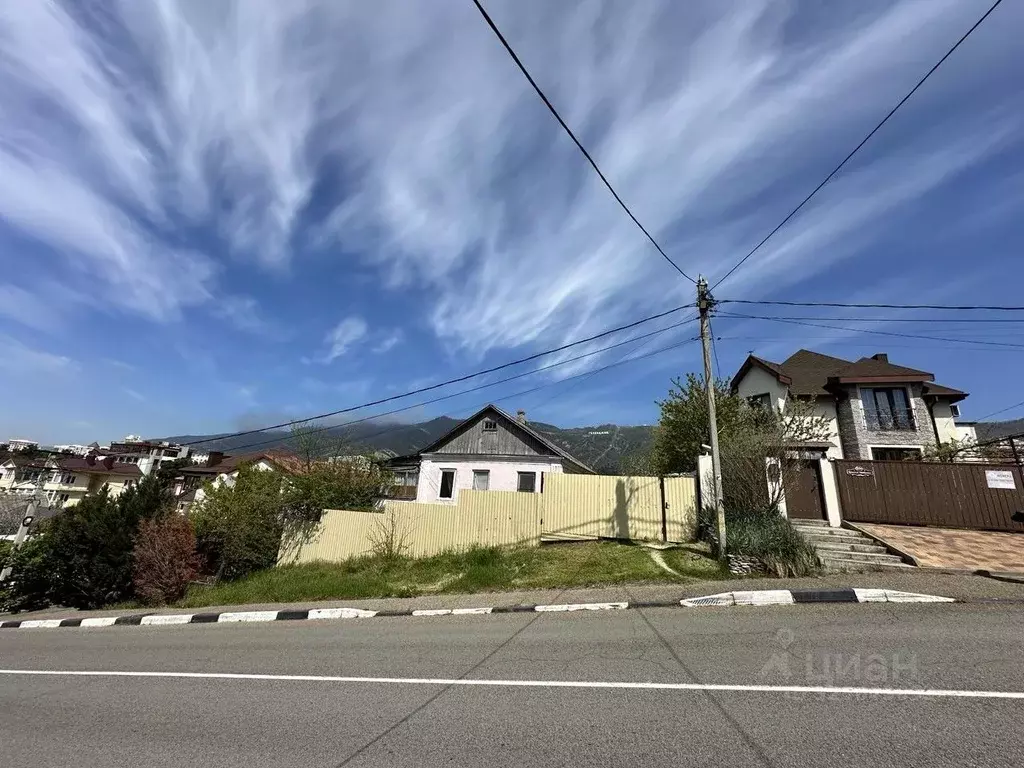 Участок в Краснодарский край, Геленджик ул. Красных Партизан, 31 (7.4 ... - Фото 1