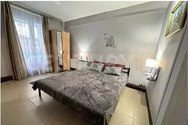 Аукцион: 2-к. квартира, 50,7 м, 1/3 эт. - Фото 1