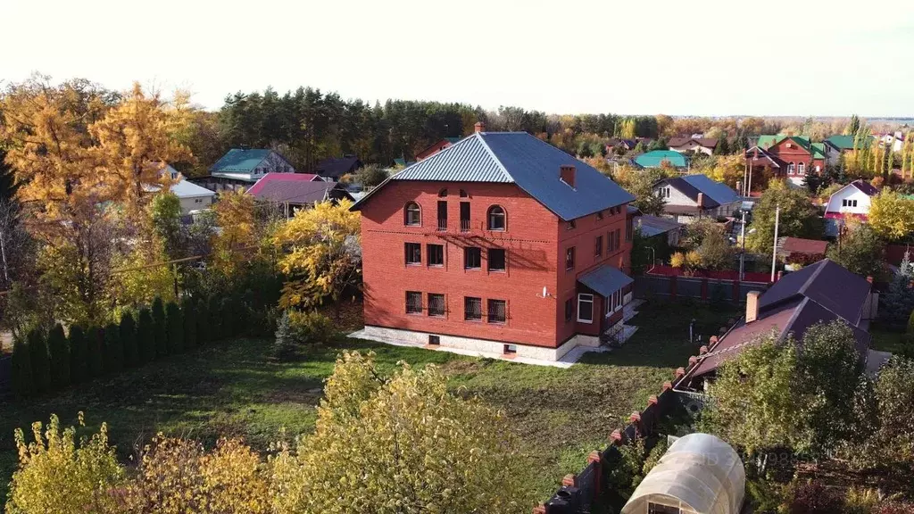 Коттедж в Башкортостан, Ермекеевский район, с. Имени 8 Марта  (670 м) - Фото 1