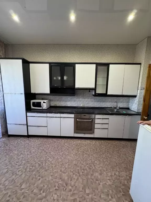 2-к кв. Алтайский край, Барнаул пер. Ядринцева, 82 (70.0 м) - Фото 1