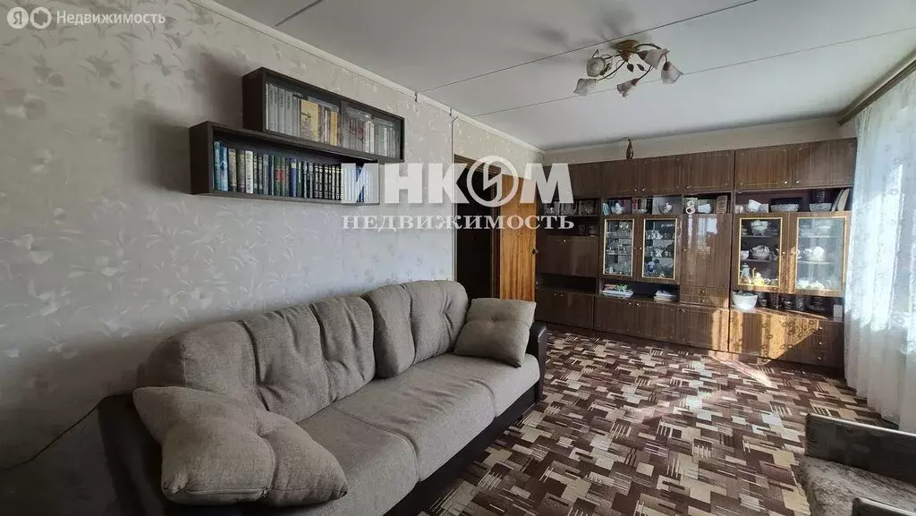 3-комнатная квартира: Москва, улица Головачёва, 1к2 (64.8 м) - Фото 1