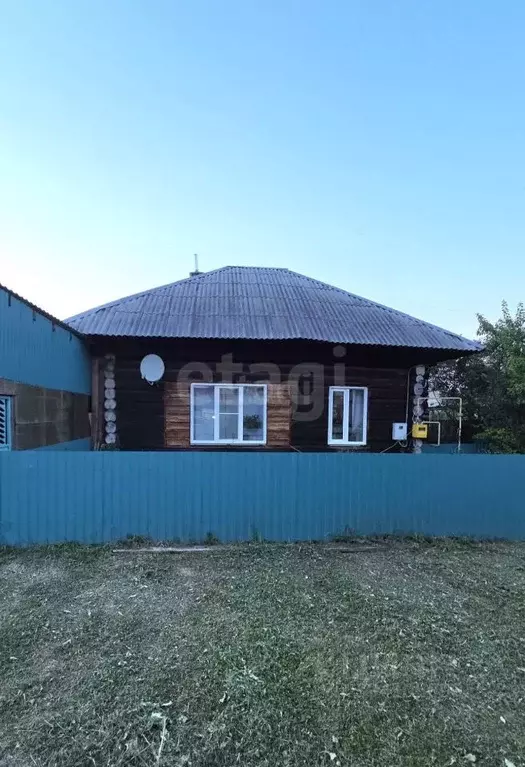 Дом в Свердловская область, Тавда ул. Свердлова (58 м) - Фото 1