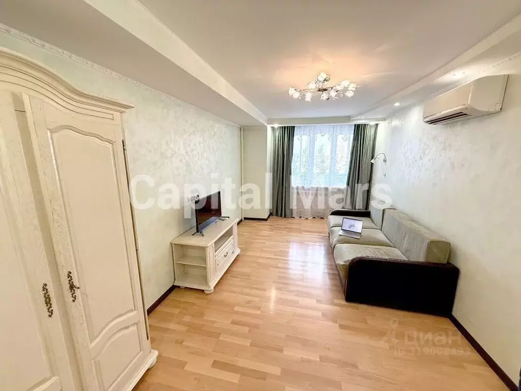 3-к кв. Москва ул. Маршала Малиновского, 8 (80.0 м) - Фото 0