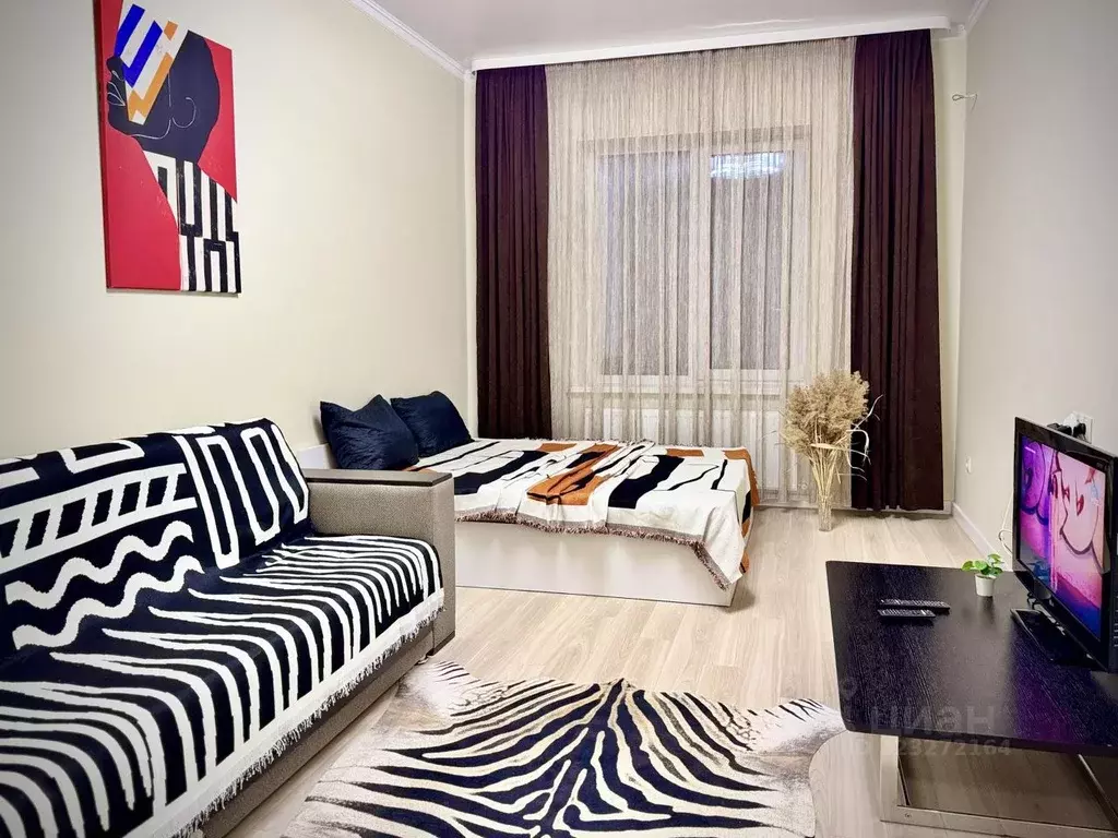 2-к кв. Ставропольский край, Ессентуки ул. Луначарского, 11 (75.0 м) - Фото 1