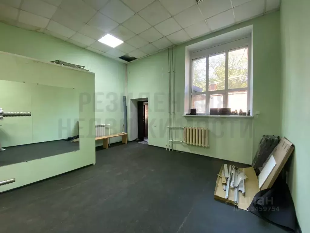 Торговая площадь в Самарская область, Самара просп. Юных Пионеров, 146 ... - Фото 1