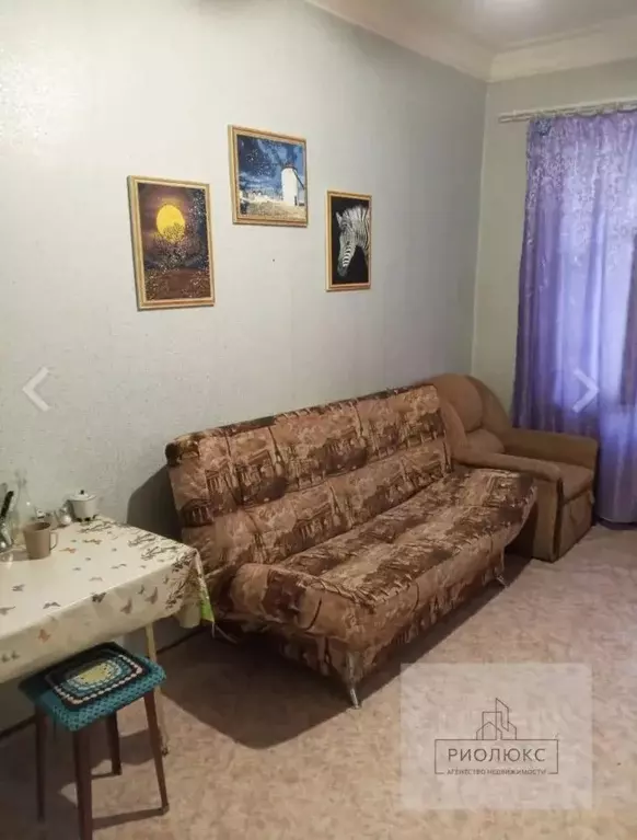 Комната Челябинская область, Челябинск ул. Обухова, 9 - Фото 2