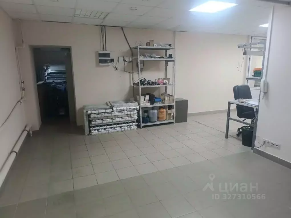 Помещение свободного назначения в Волгоградская область, Волгоград ул. ... - Фото 1