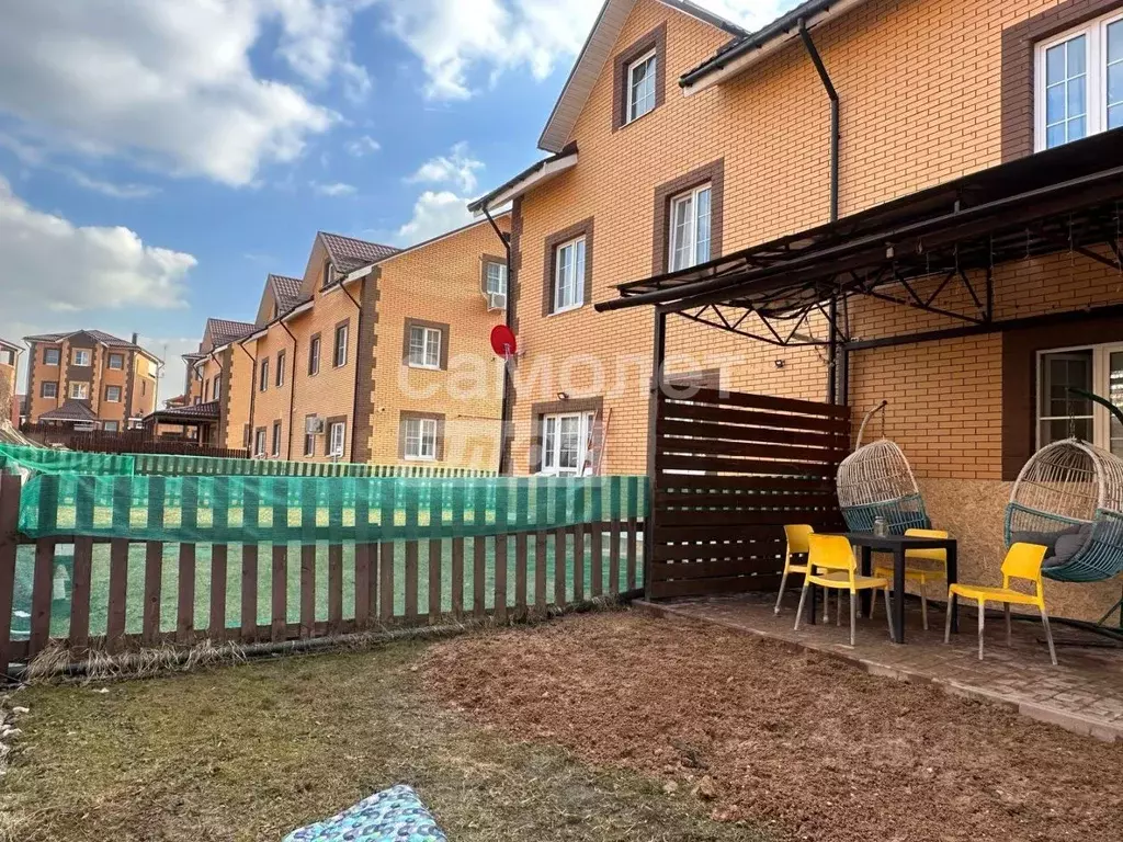 Таунхаус в Московская область, Дмитровский муниципальный округ, Пески ... - Фото 2