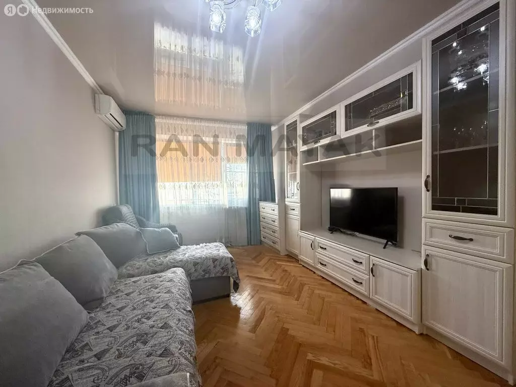 2-комнатная квартира: Майкоп, улица Карла Маркса, 2 (47.9 м) - Фото 1