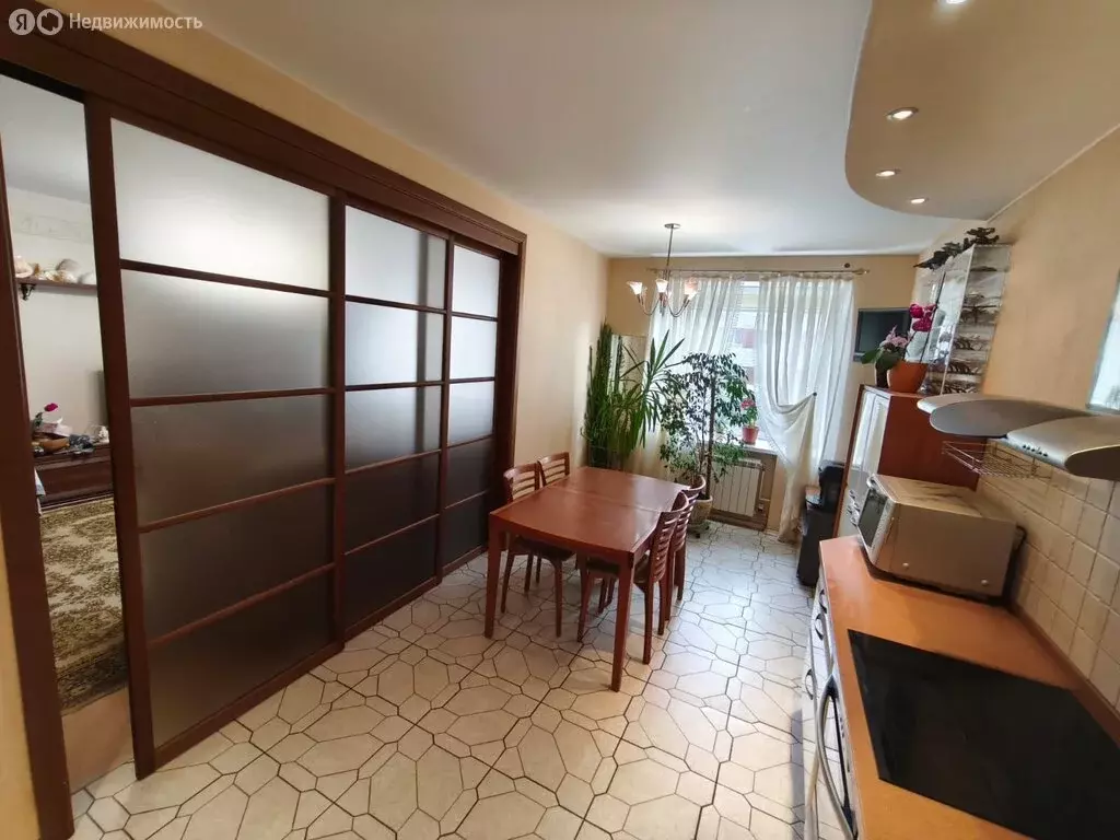 3-комнатная квартира: Екатеринбург, проспект Космонавтов, 62 (120.8 м) - Фото 2