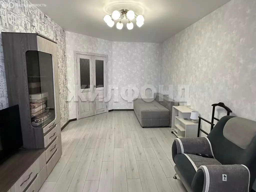 1-комнатная квартира: Новосибирск, Овражная улица, 10 (43.5 м) - Фото 0