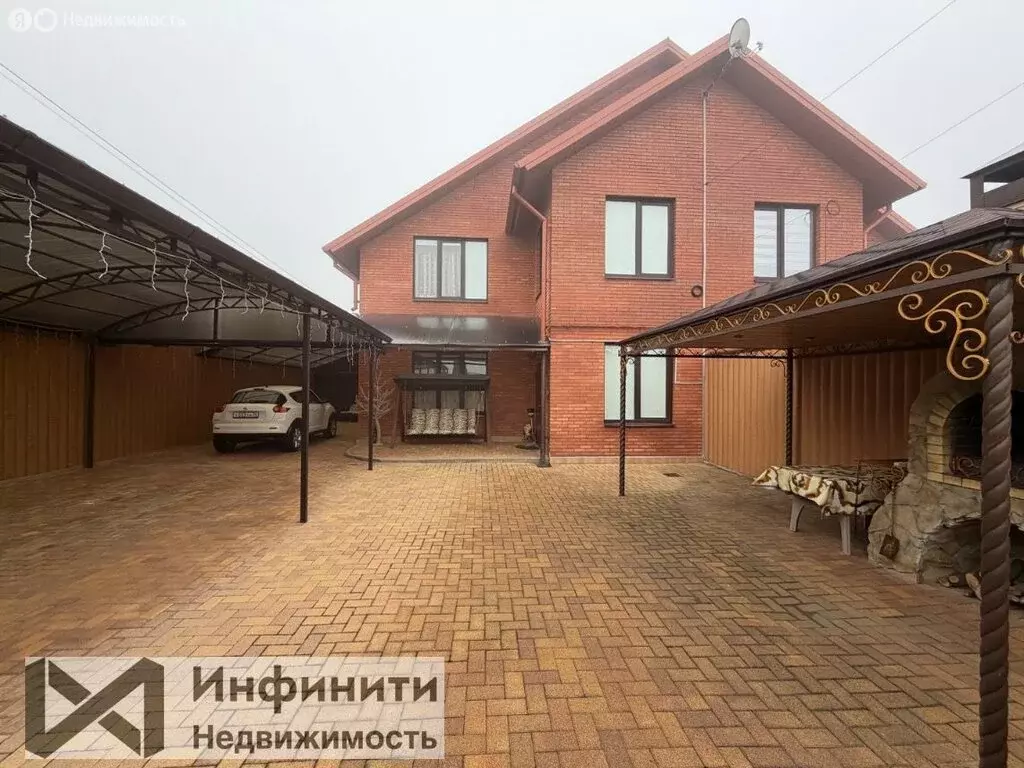 Дом в Ставрополь, улица Доваторцев, 199А (130 м) - Фото 1