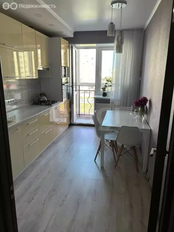 2-комнатная квартира: Стерлитамак, улица Строителей, 65 (58.6 м) - Фото 0