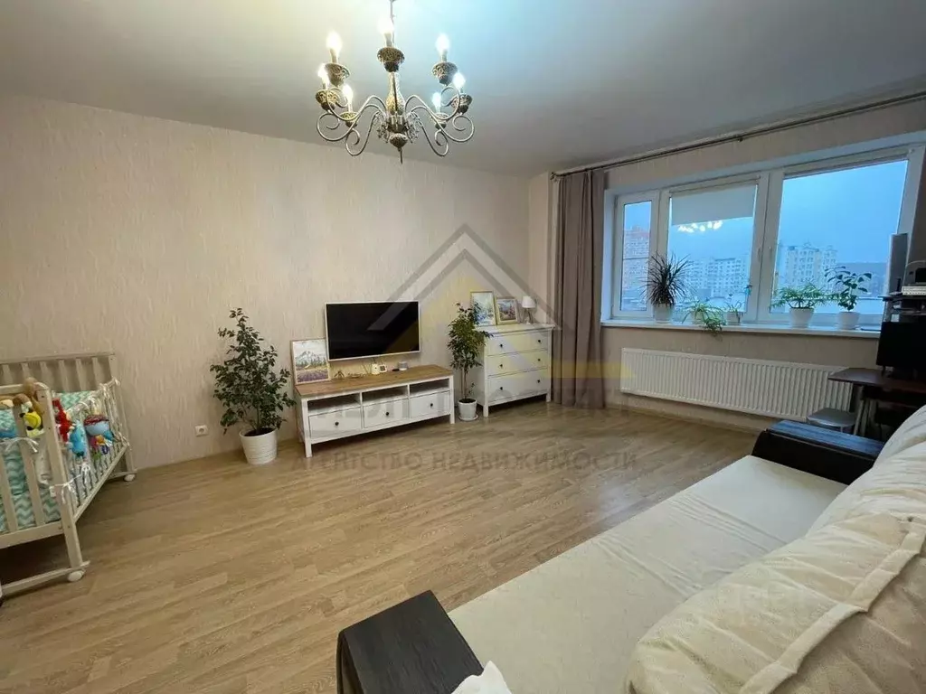 1-к кв. Белгородская область, Старый Оскол Степной мкр, 23 (58.0 м) - Фото 1