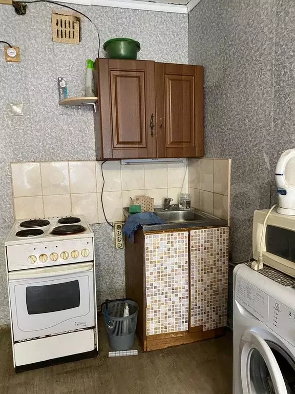 Комната 15,7 м в 2-к., 1/5 эт. - Фото 0