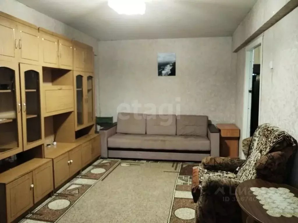 3-к кв. Тульская область, Узловая 50 лет Октября кв-л, 15 (55.3 м) - Фото 1